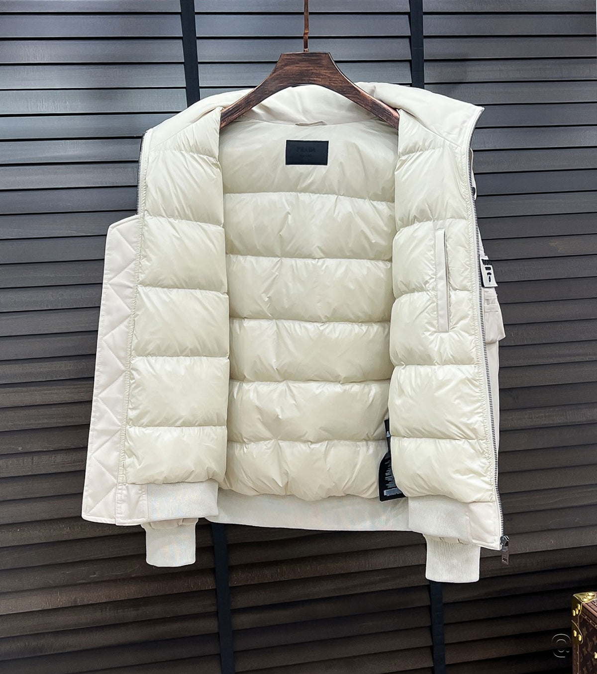 Пухено яке тип „авиатор“