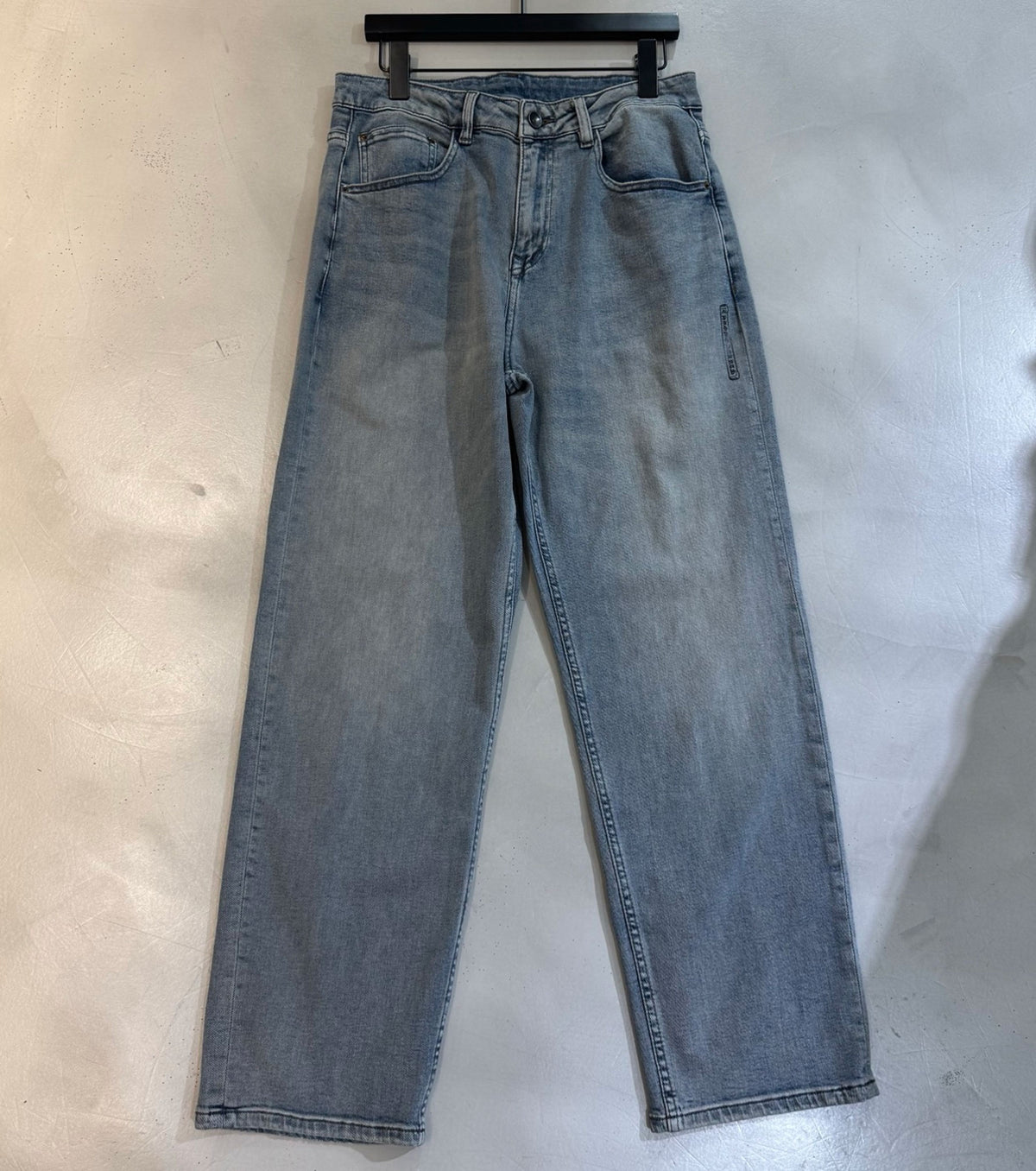 Мъжки прави дънки