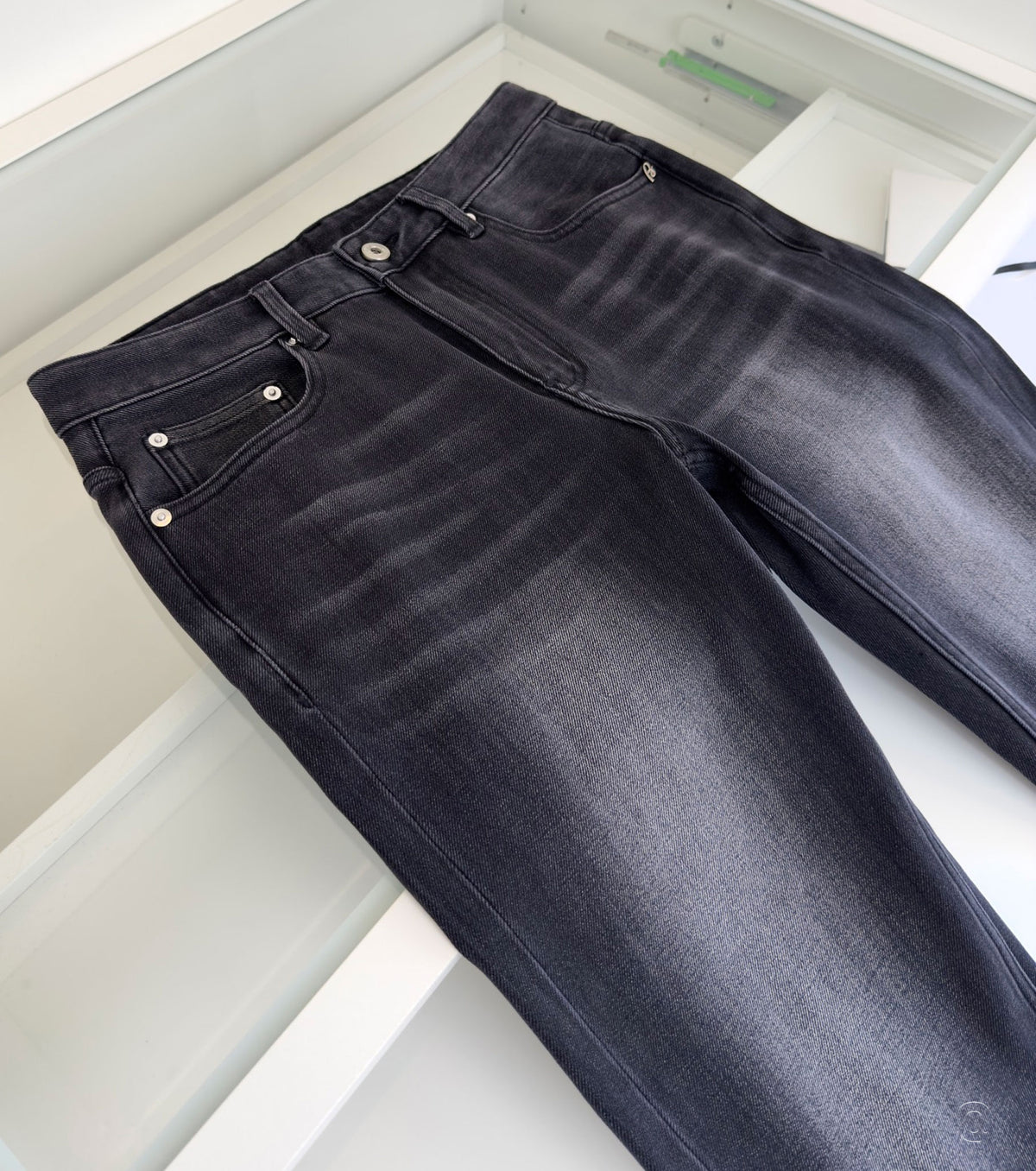 Men Straight fit Jeans