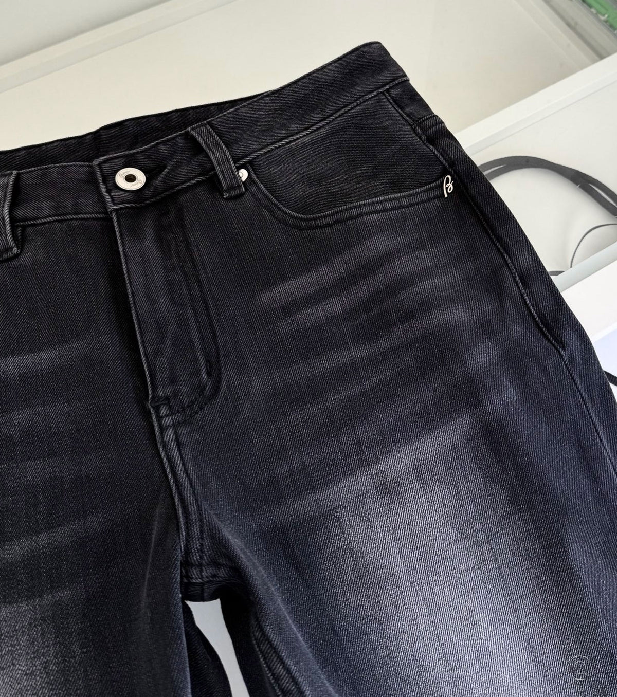 Men Straight fit Jeans