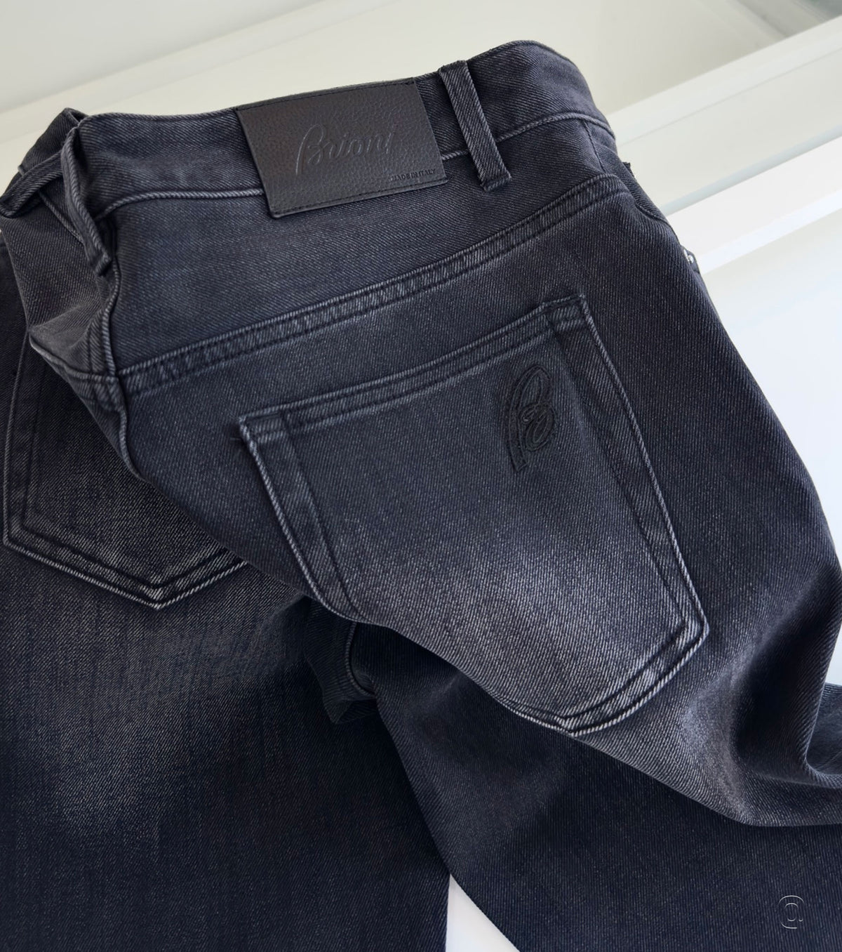 Men Straight fit Jeans