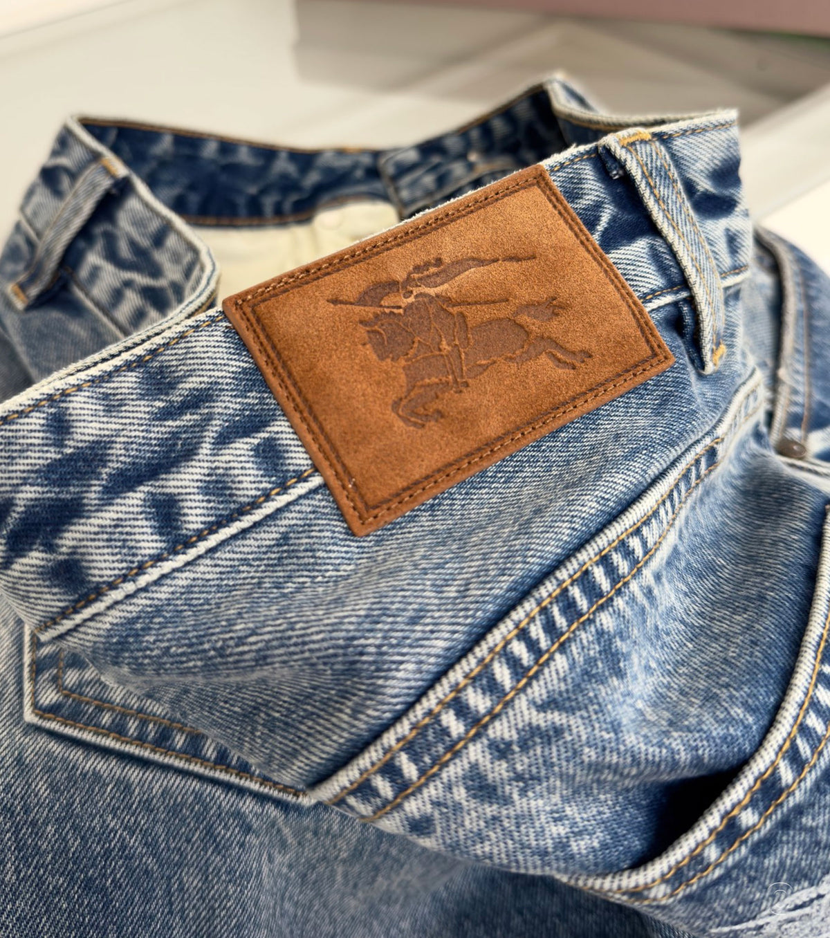 Men Straight fit Jeans