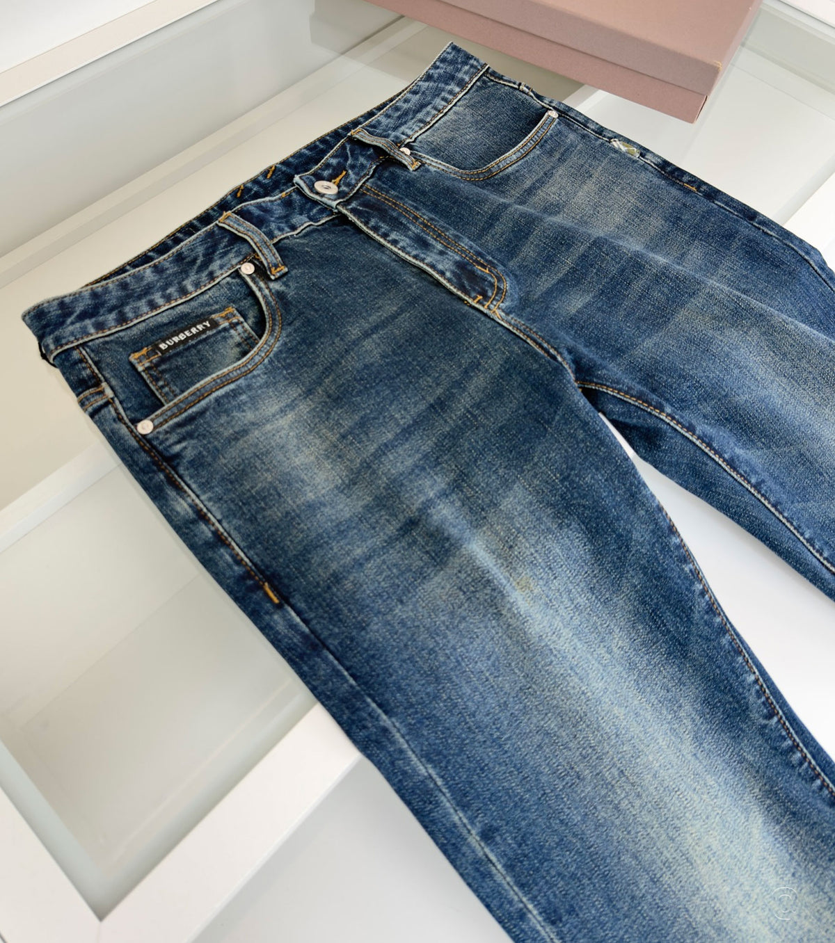 Men Straight fit Jeans