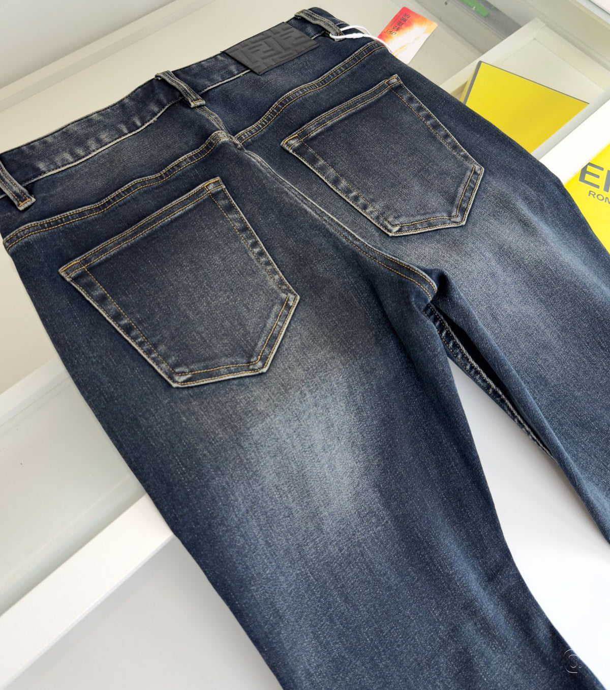 Men Regular fit Jeans