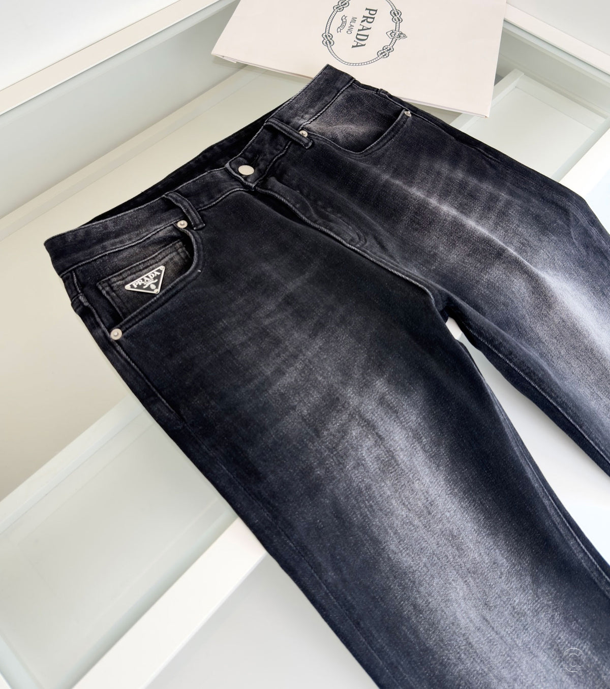 Men Straight fit Jeans