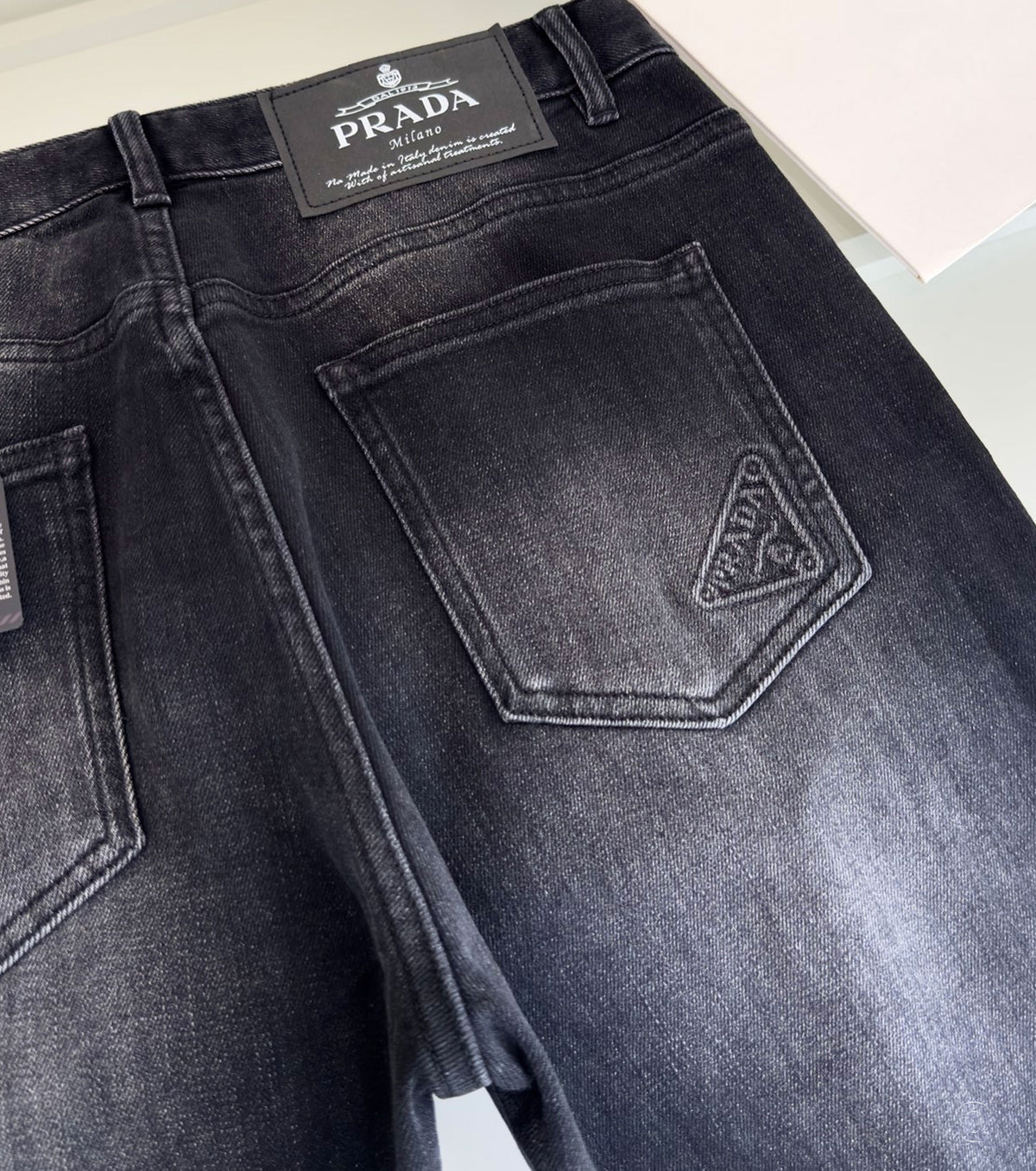 Men Straight fit Jeans