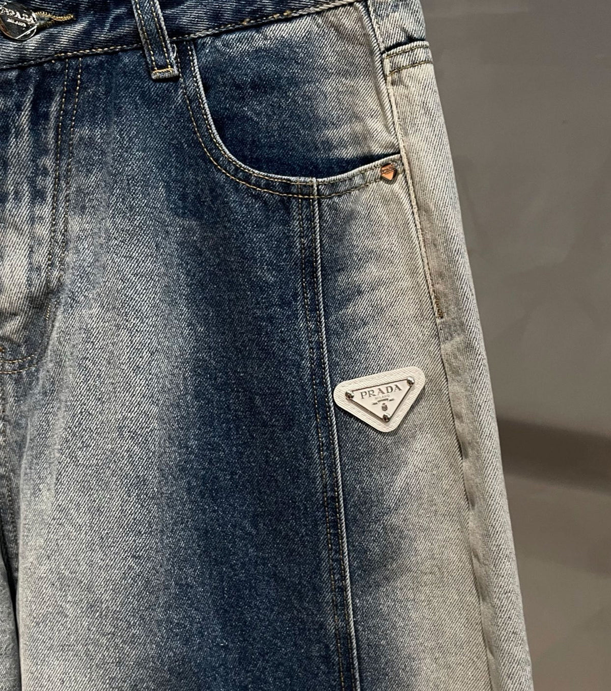 Men wide-leg jeans