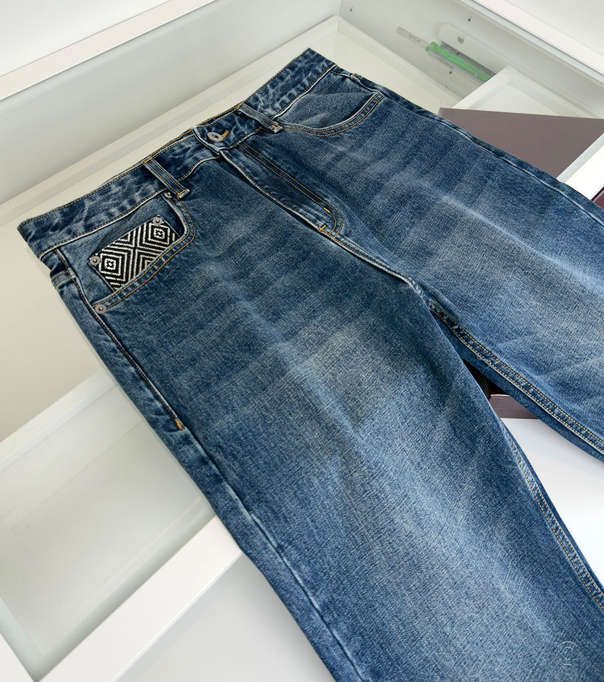 Men Straight fit Jeans