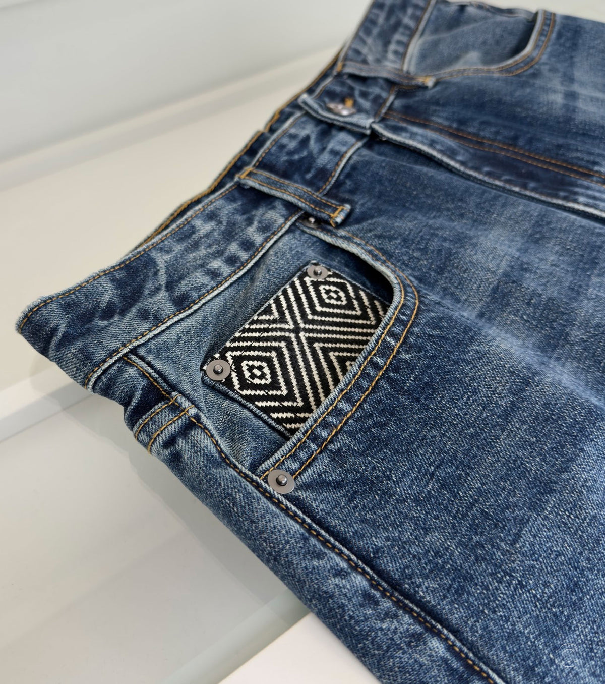 Men Straight fit Jeans