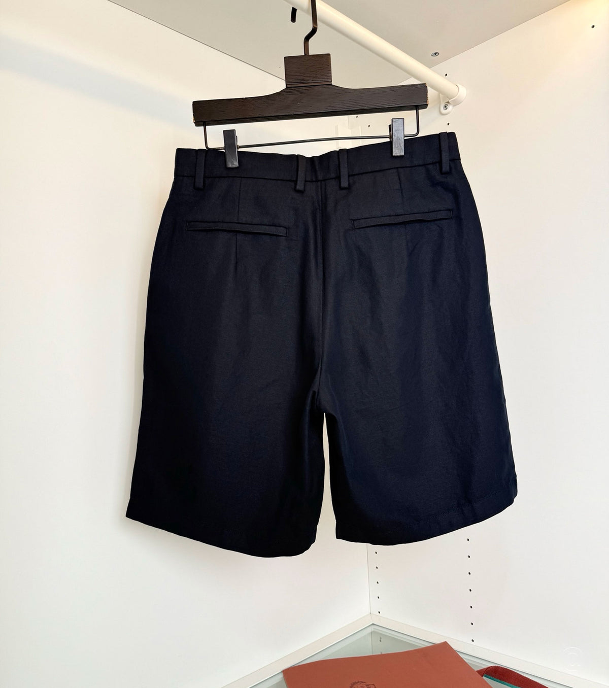 Linen bermuda shorts