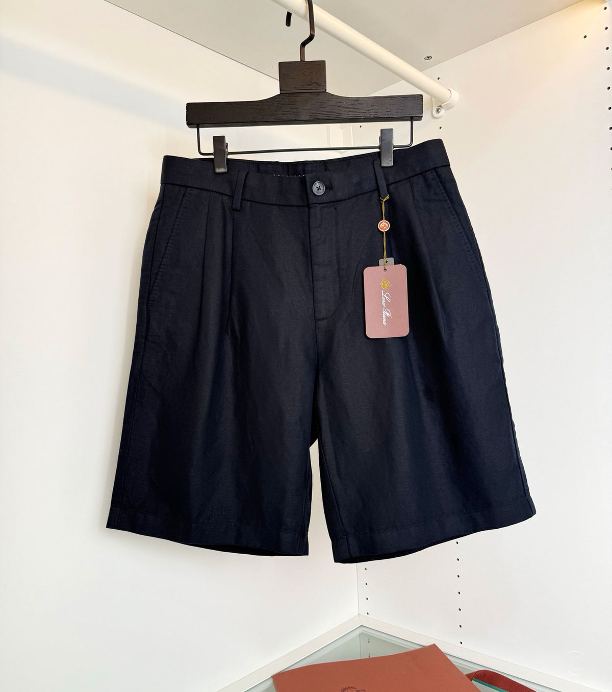 Linen bermuda shorts