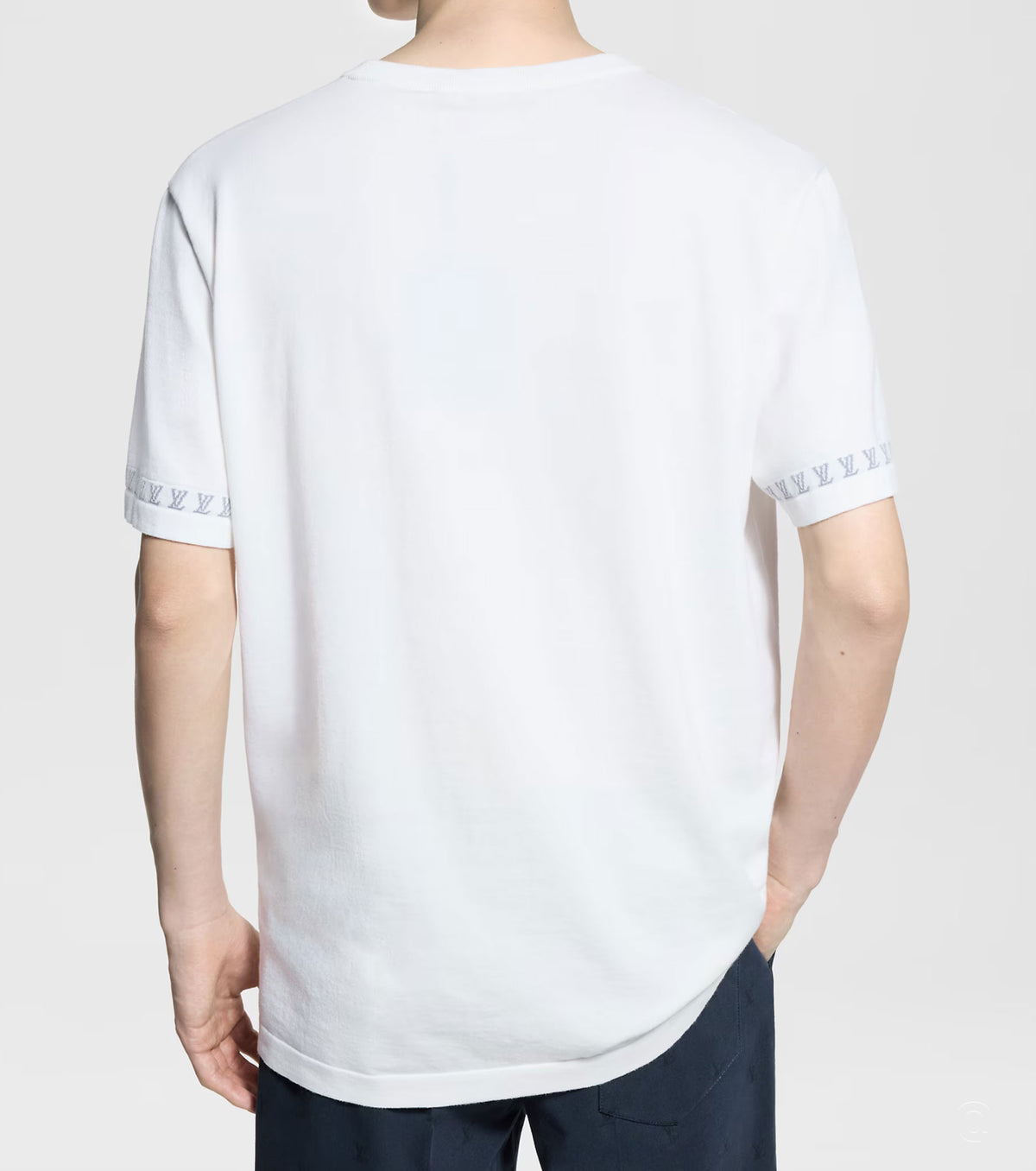 Short-Sleeved Signature Crewneck LS3094