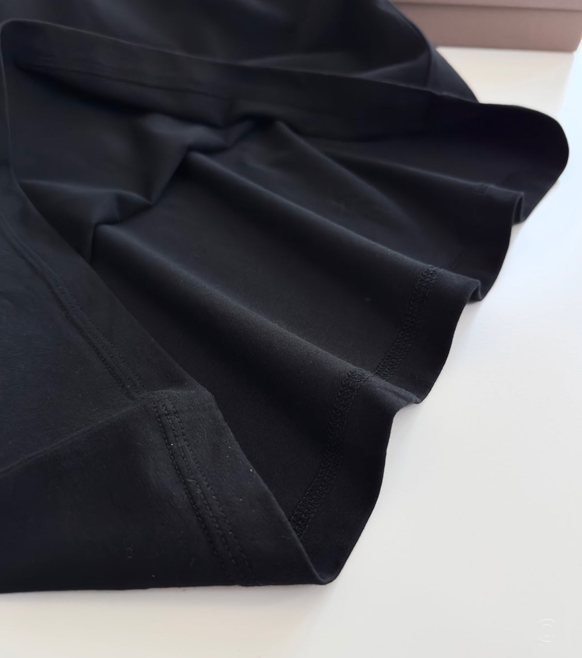 Памучна тениска с бродирано лого