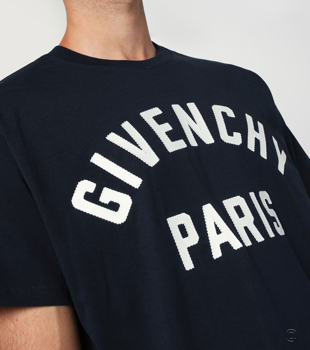 Embroidered navy cotton t-shirt GV9045