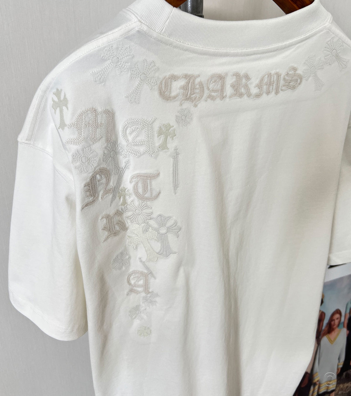 Мъжка бродирана тениска