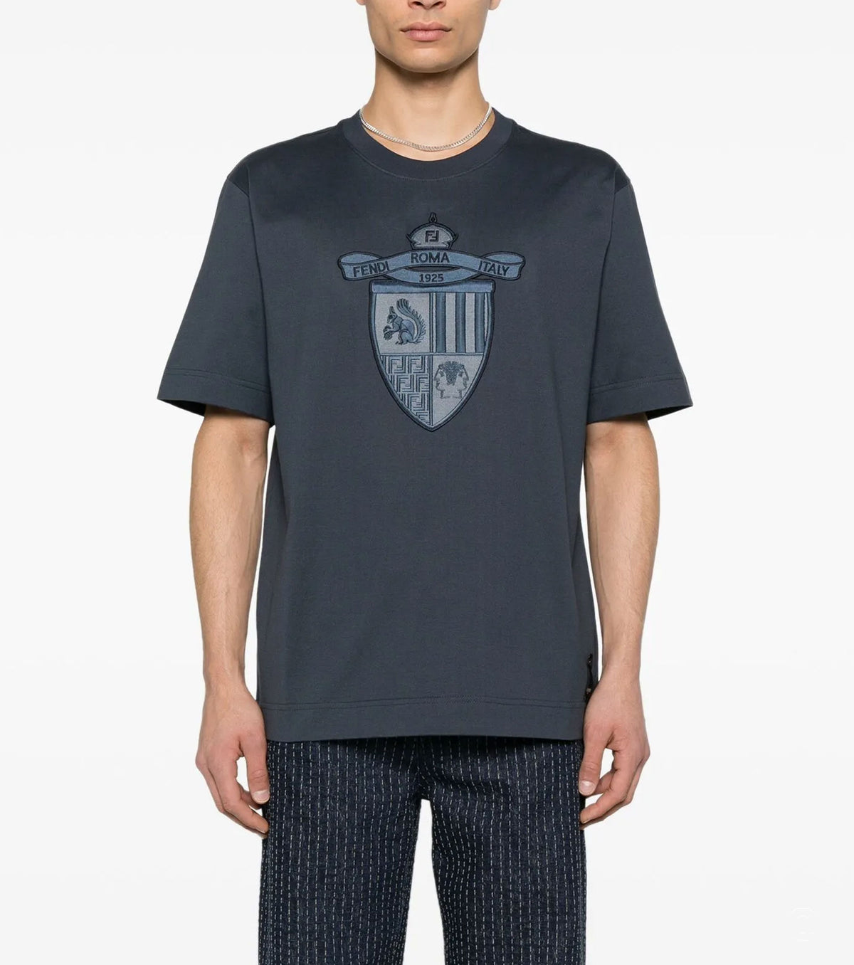 Бродирана памучна тениска FN2052