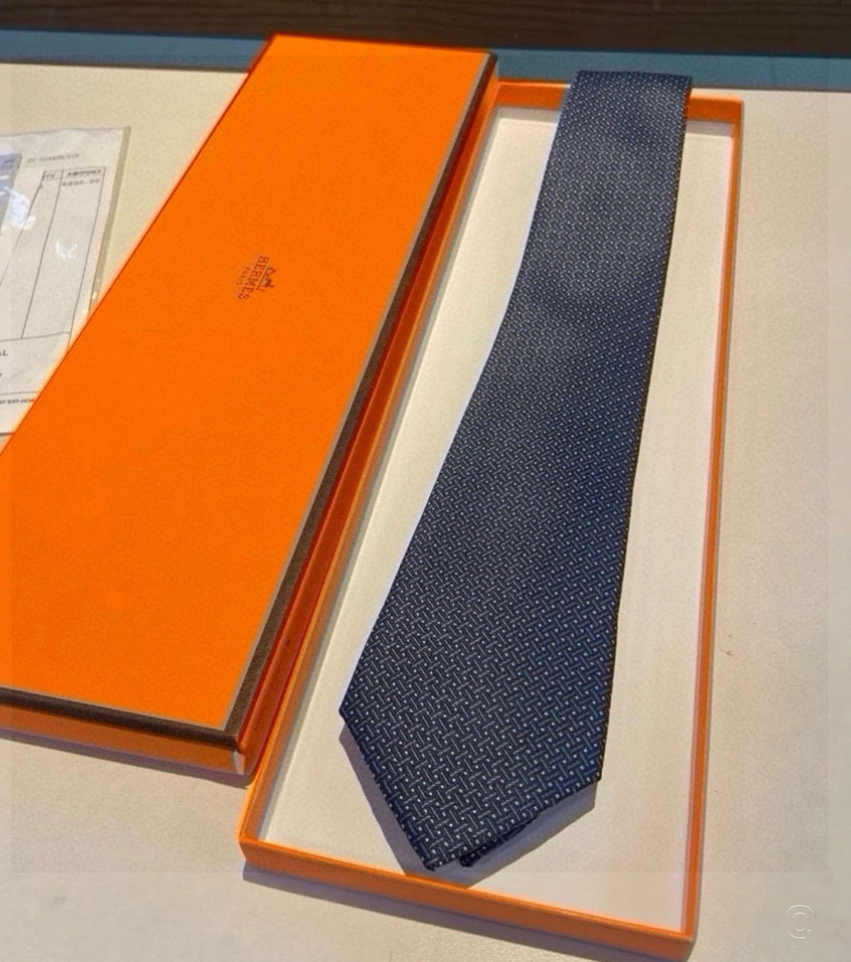 Silk tie