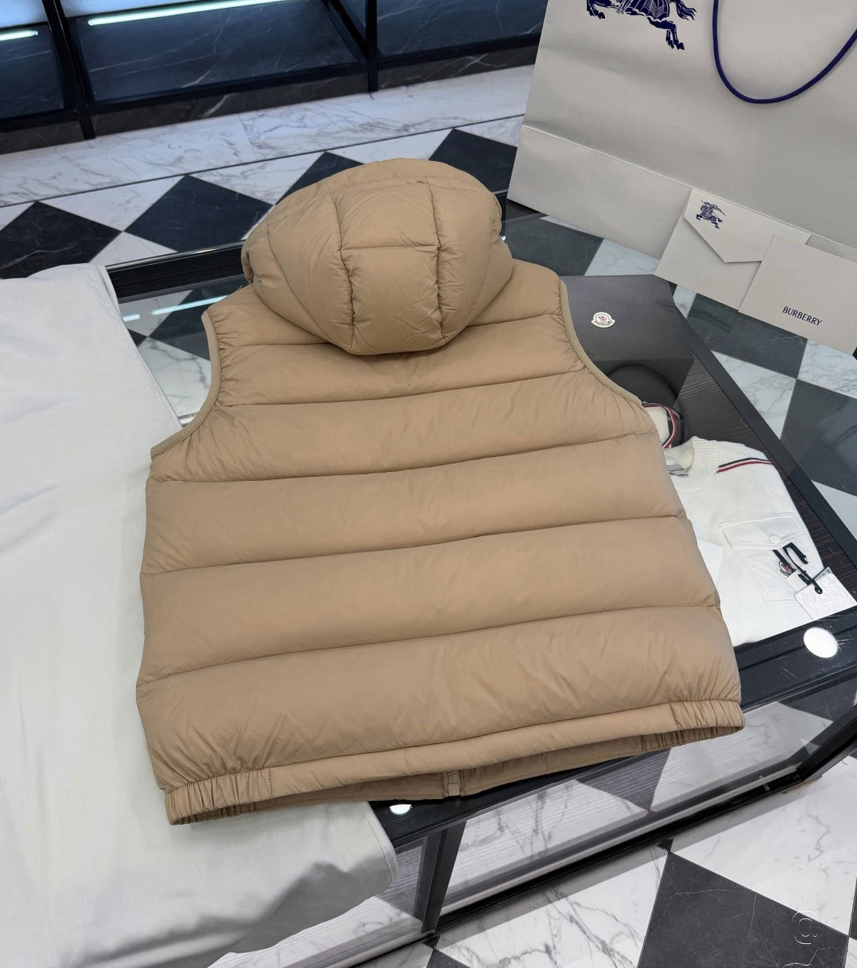 Men Down vest