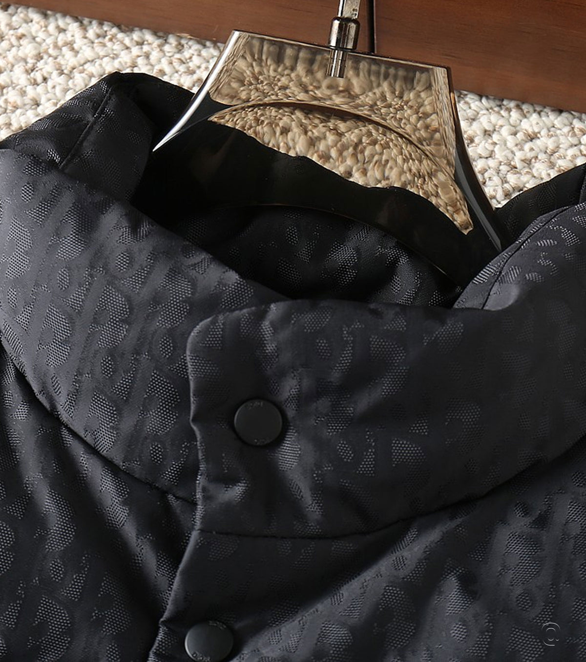 Жакардов пухен елек