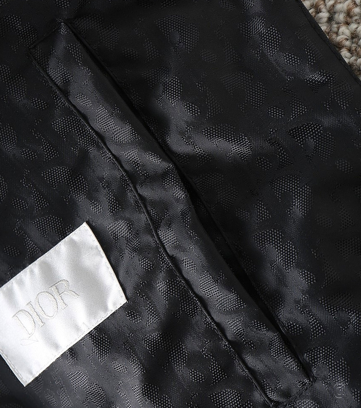 Жакардов пухен елек