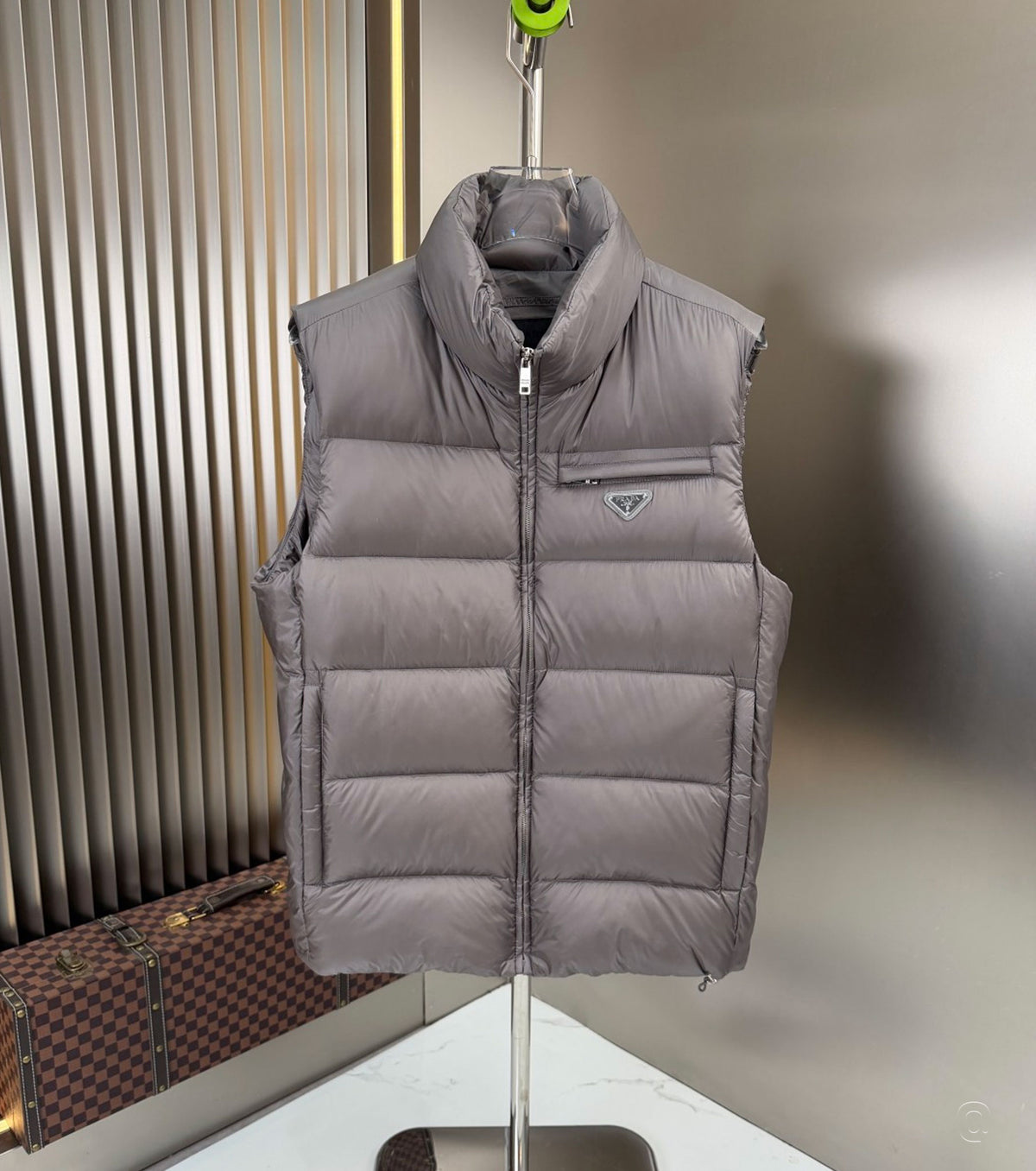 Men down vest