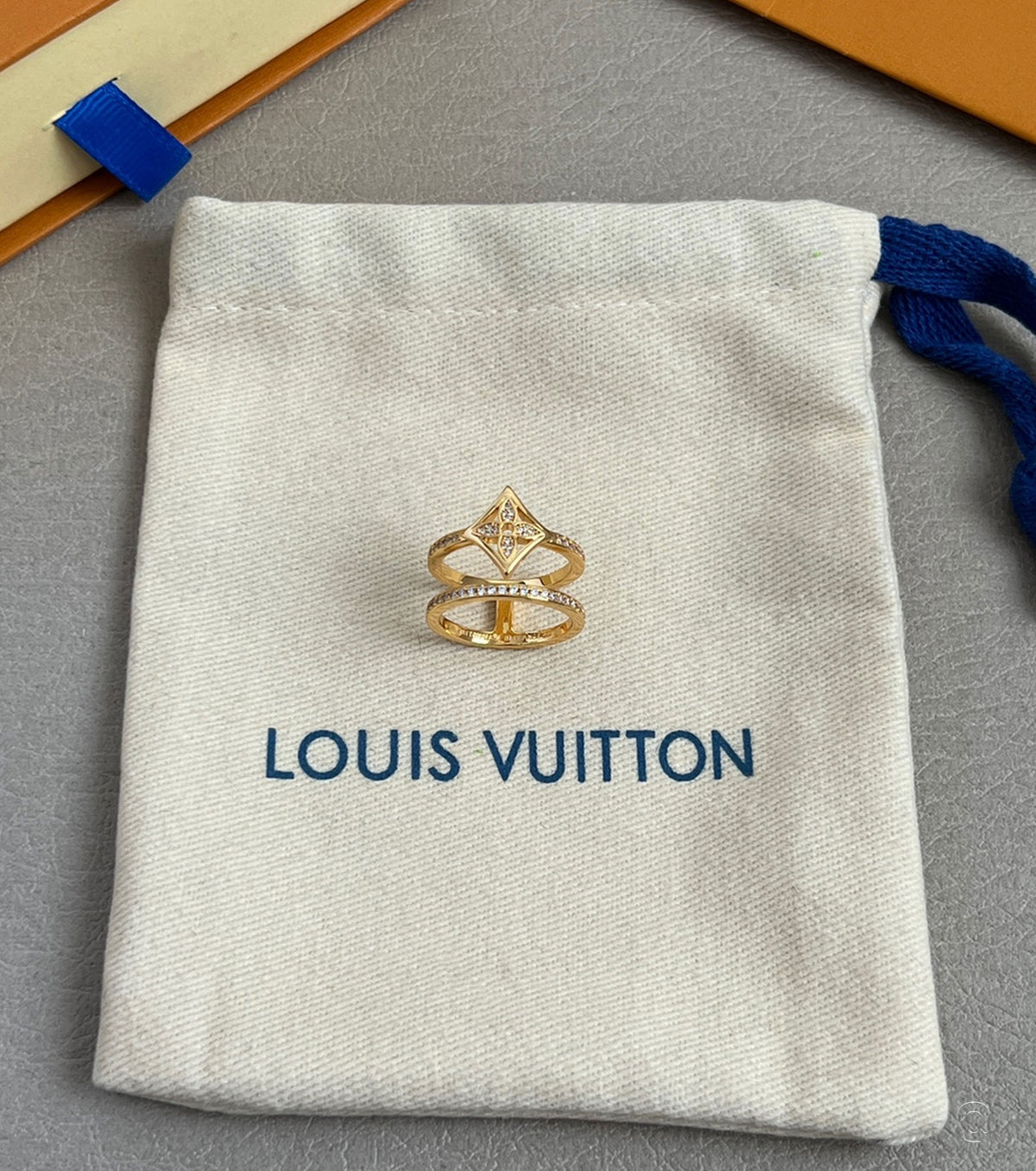 Пръстен Idylle Blossom Two-Row