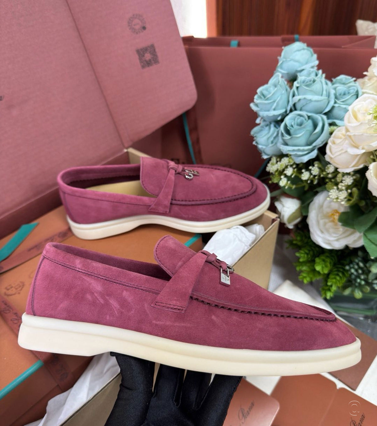 Unisex Summer Charms Walk Loafer