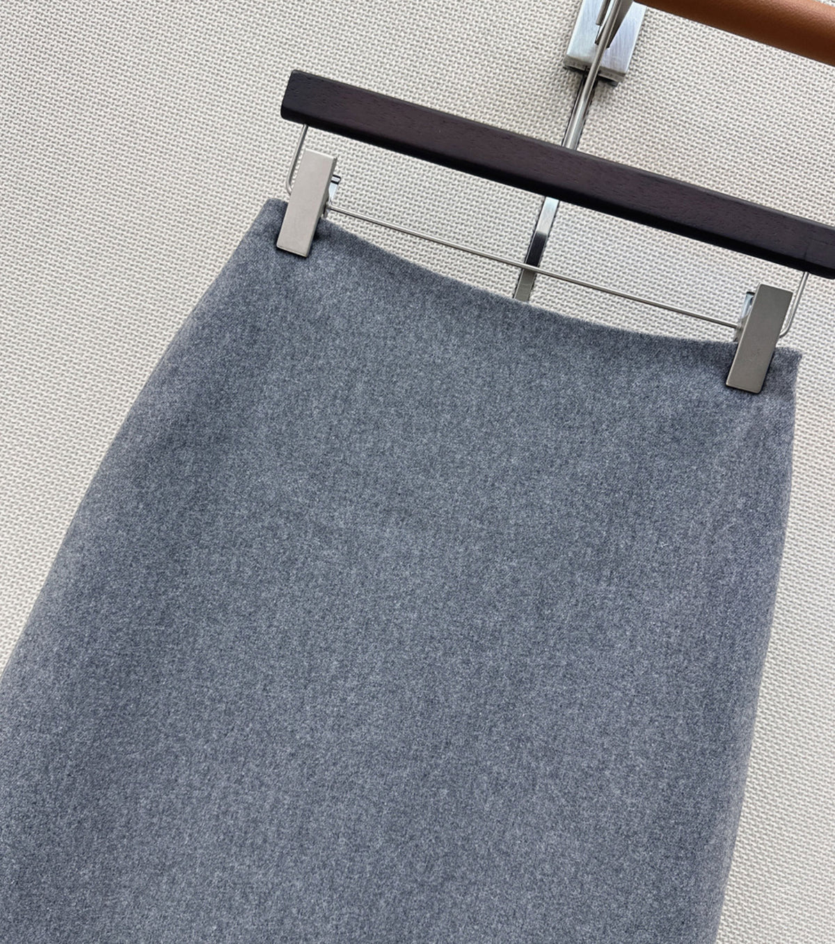 Wool skirt