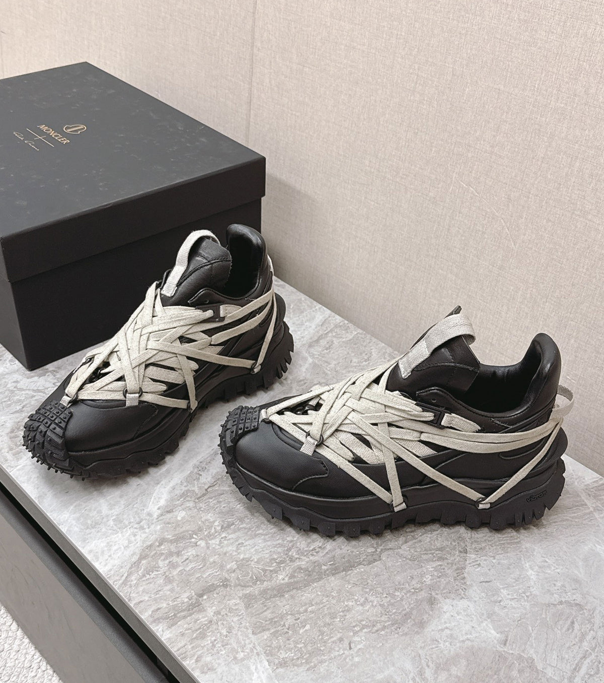 Trailgrip Megalace Sneakers