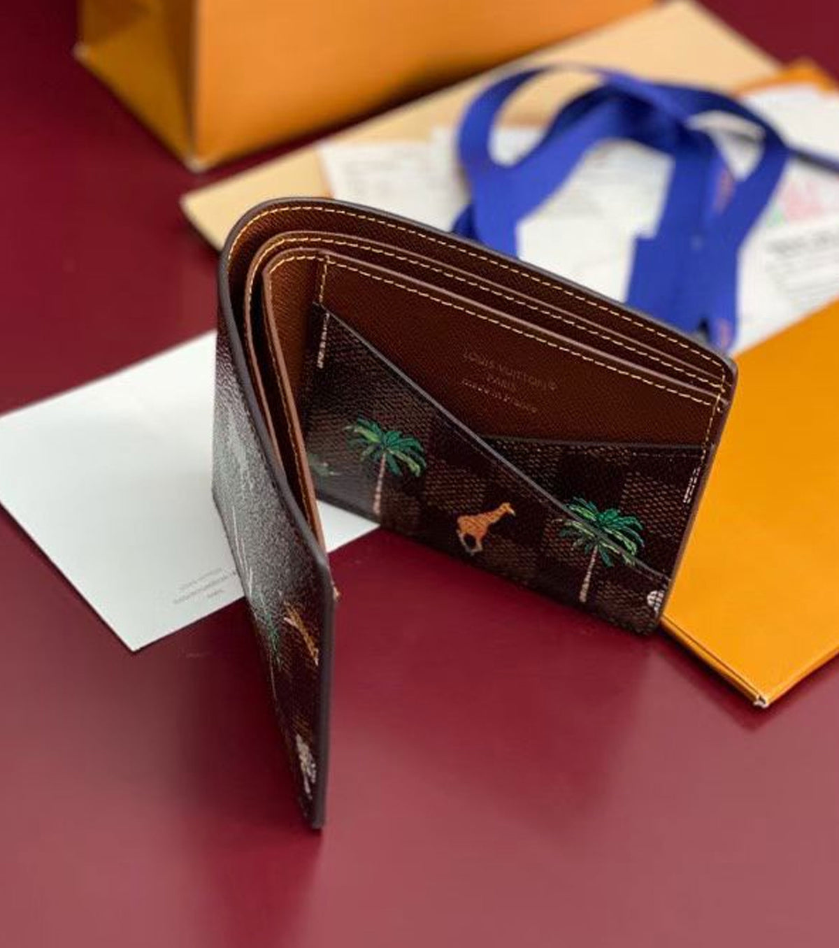 Multiple Wallet x The Darjeeling Limited