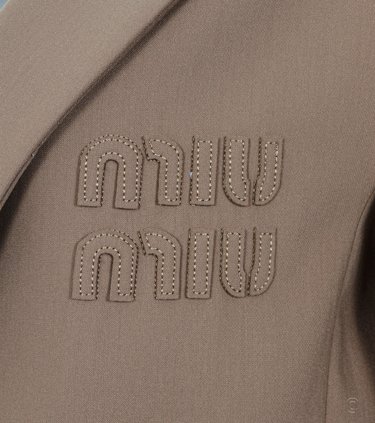 Дамски блейзър