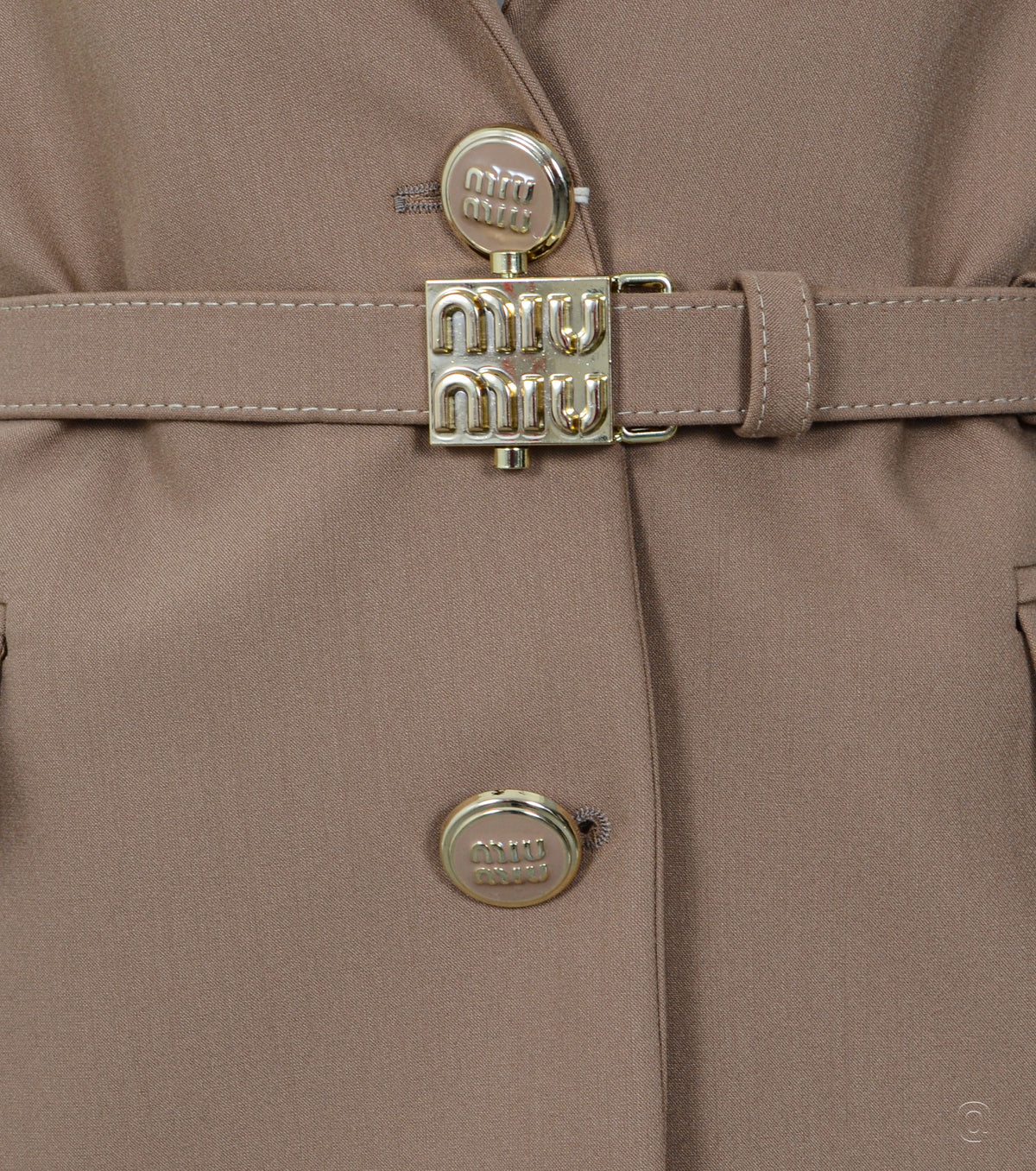 Дамски блейзър