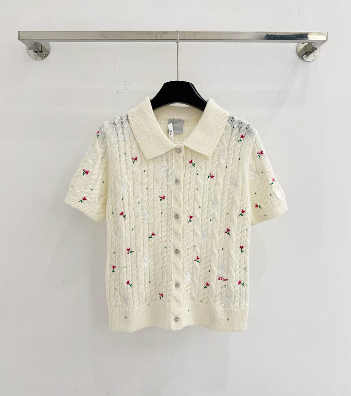 Къса жилетка Dioramour с бродерия