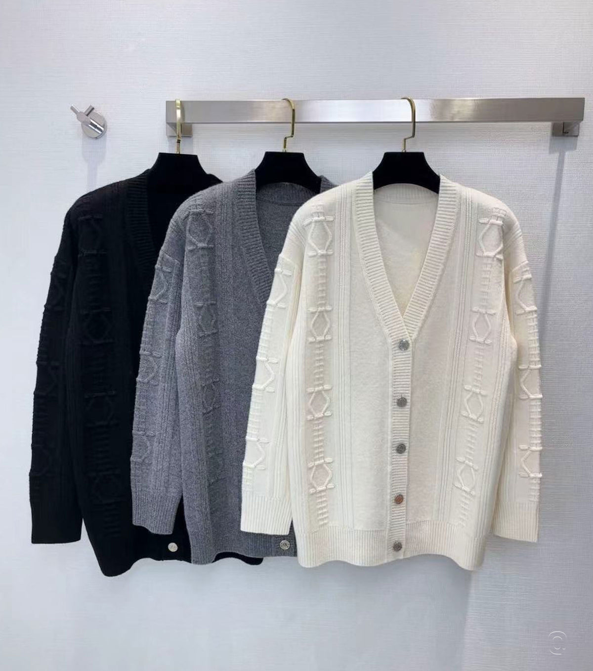 Buttoned cardigan