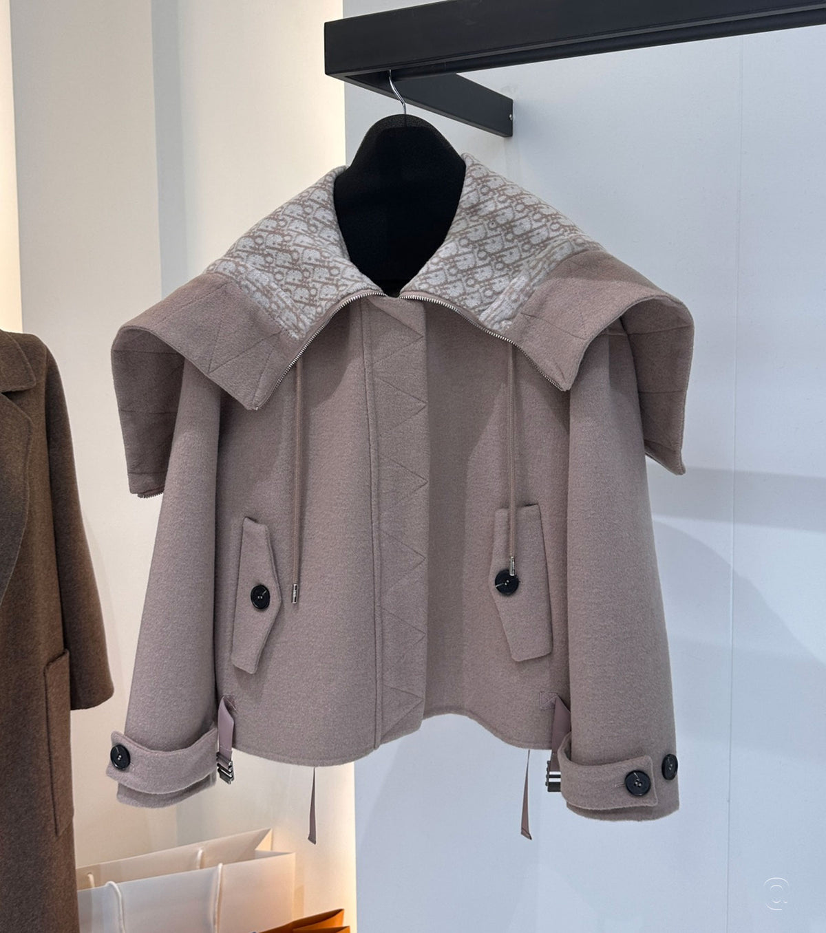 Women Zipped-Hood Coat