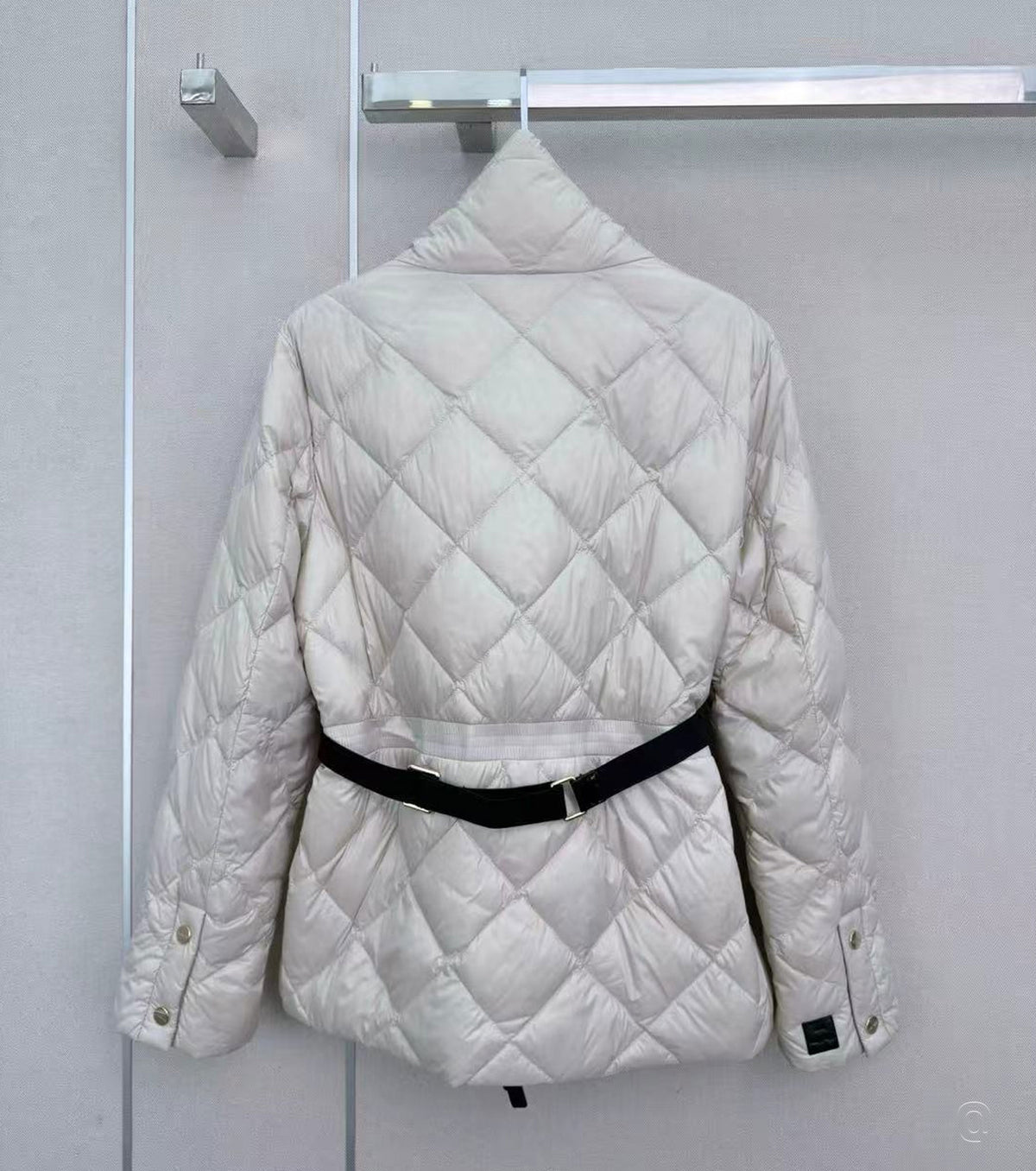 Men Down vest