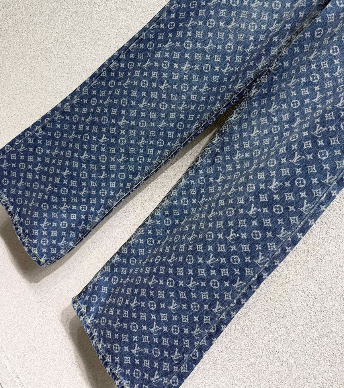 Дънки с висока талия