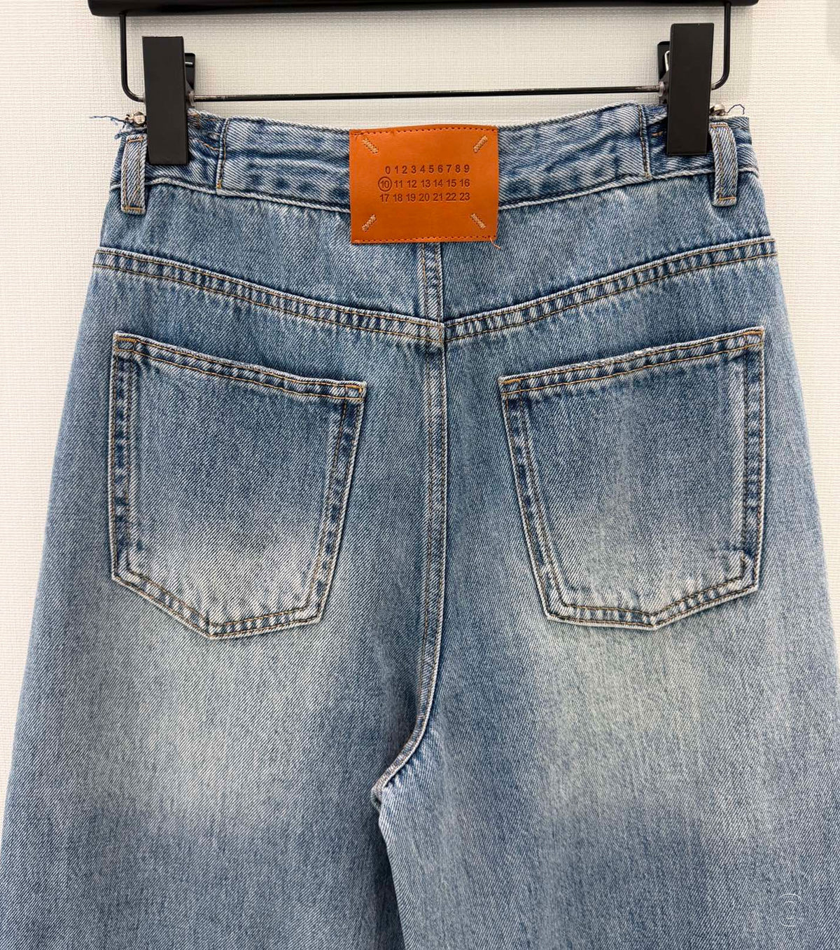 Дънки с висока талия