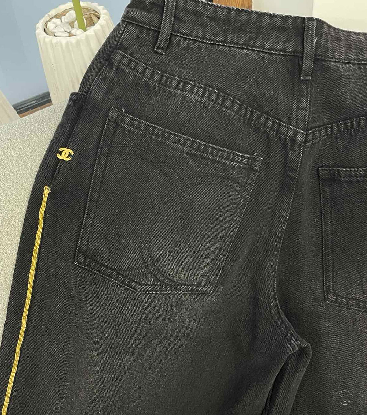 Women jeans