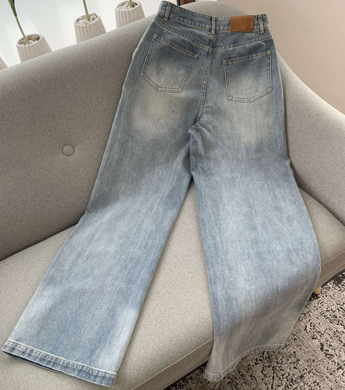 Wide leg jeans