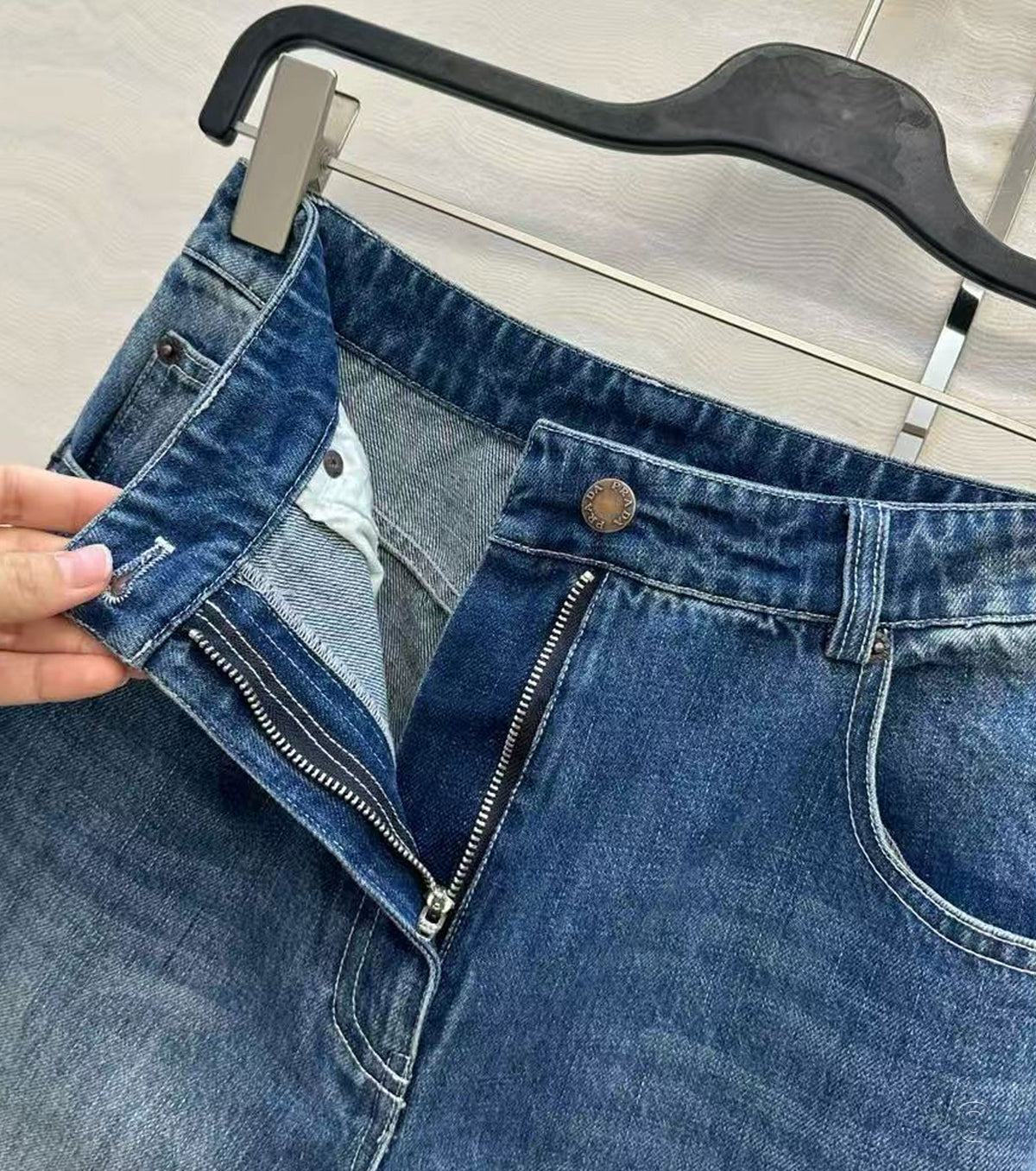 Women Straight-leg denim jeans