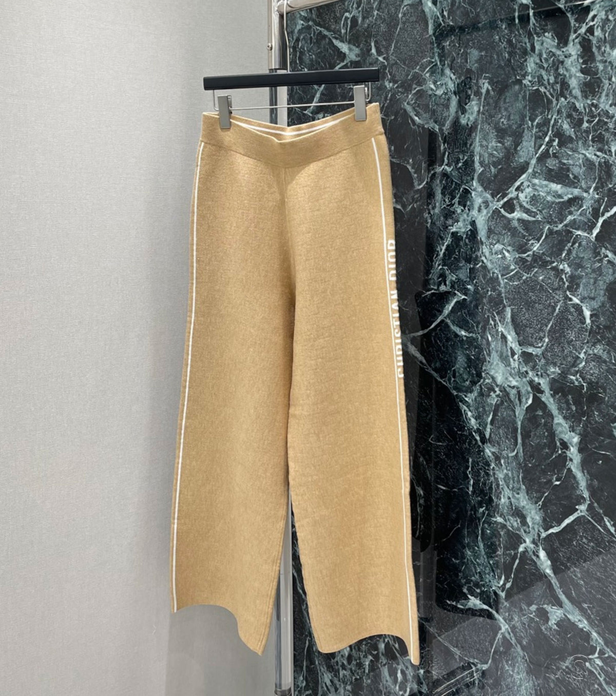 Women Reversible Set