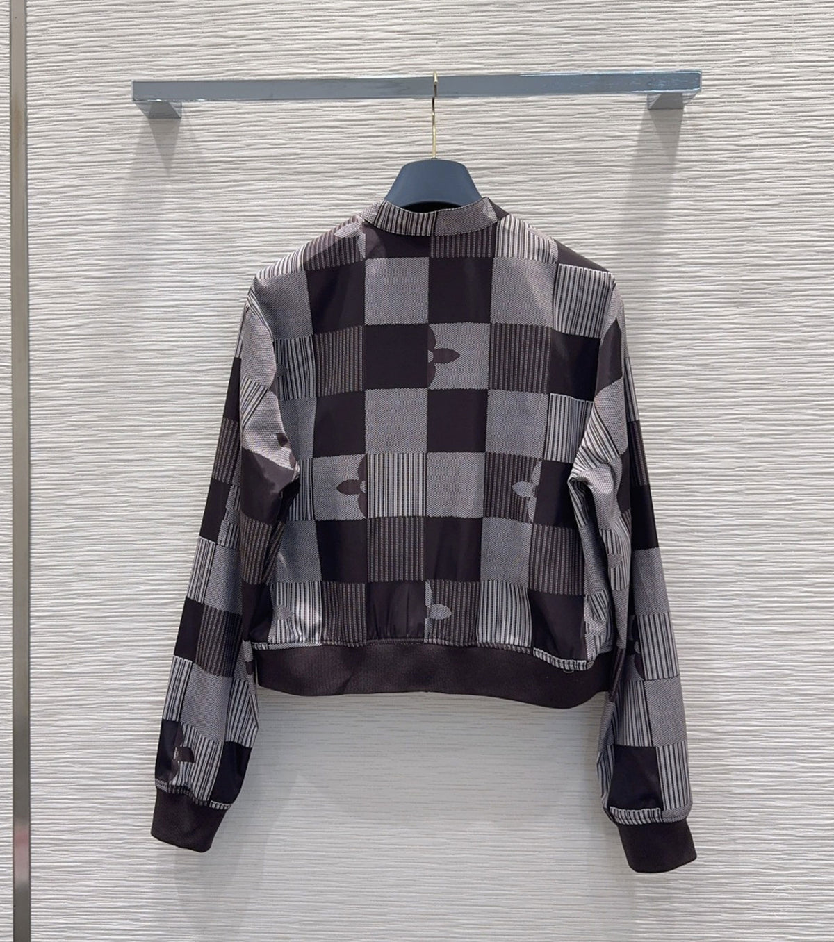 Дамска двулицева ветровка