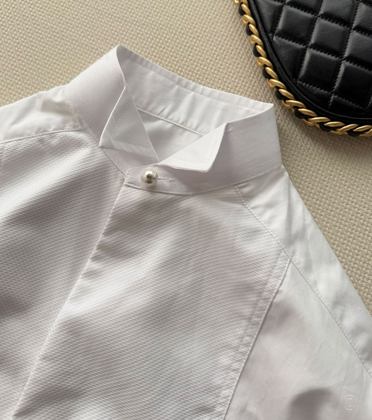 Women shirt