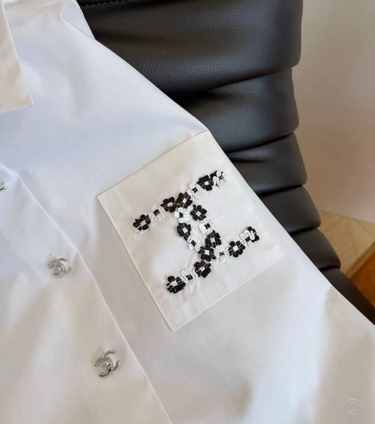 Women shirt