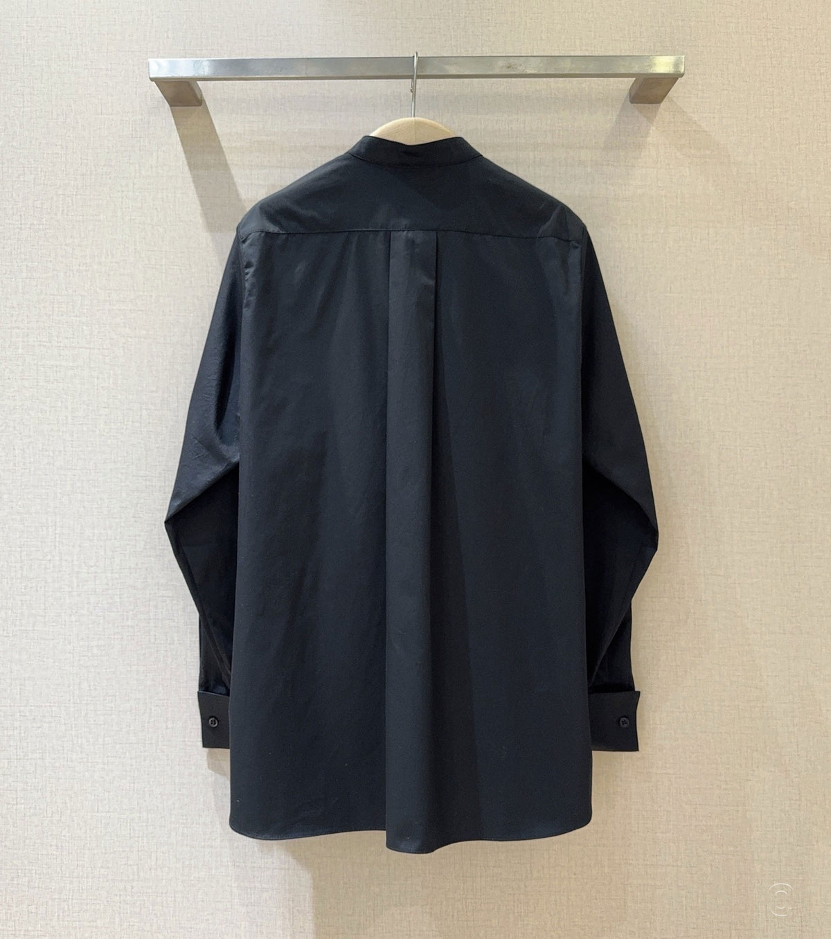 Women shirt