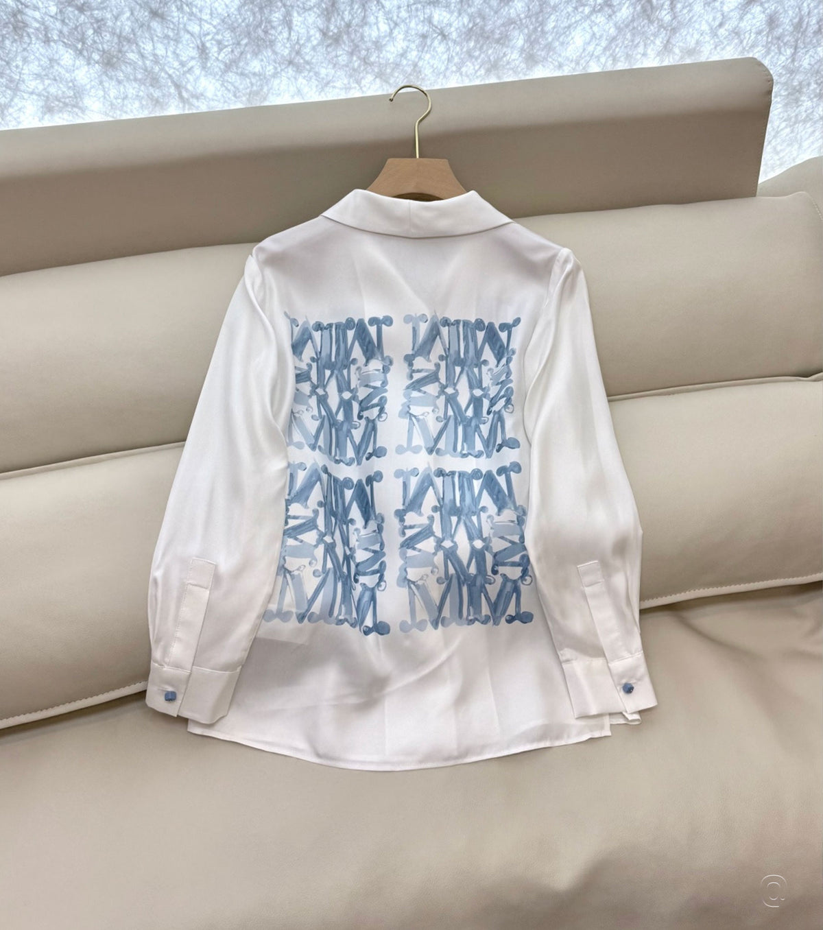 Копринена риза с принт