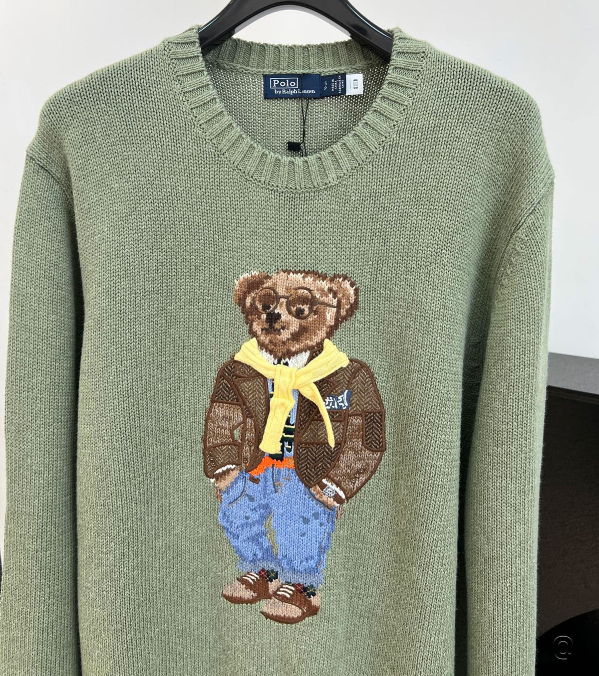 Women sweater
