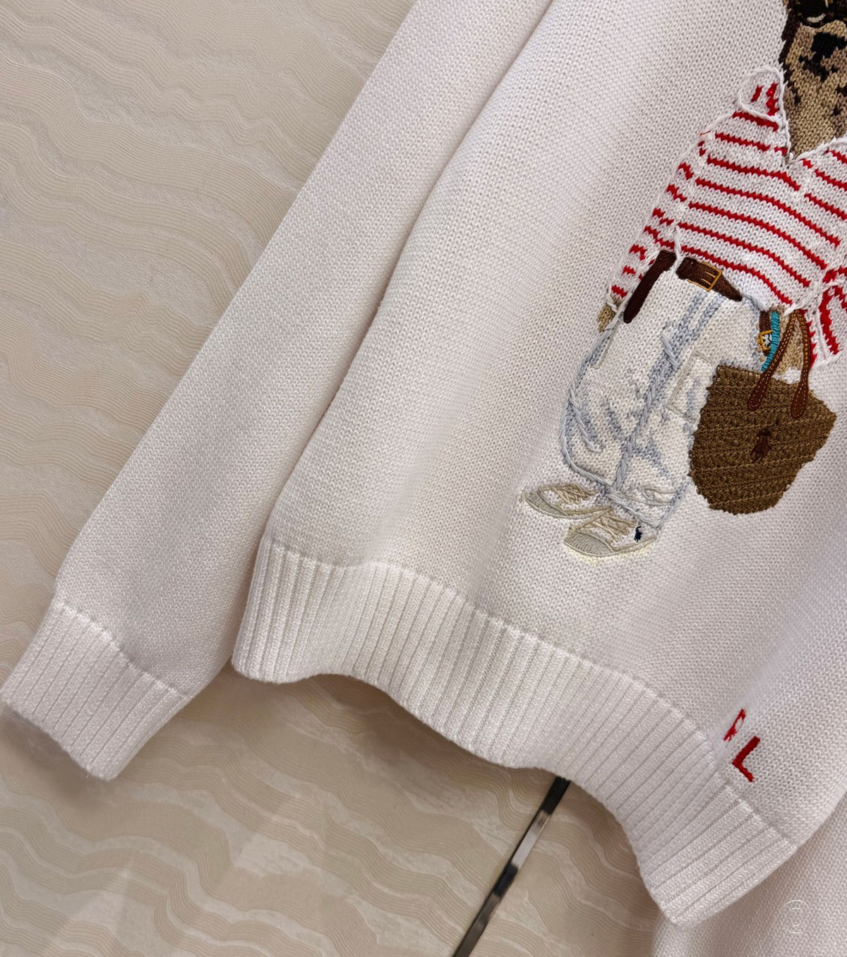 Women sweater