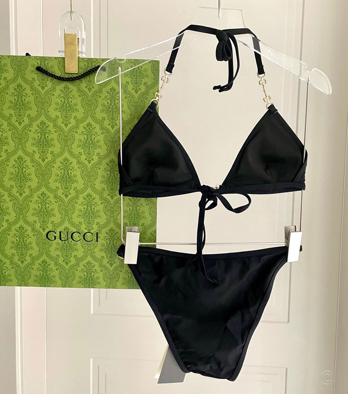 Бански от две части